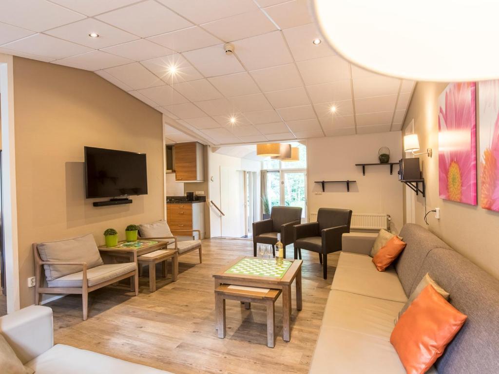 Comfort 6-Person Dog Bungalow In The Holiday Park Landal Heideheuvel Beekbergen Szoba fotó