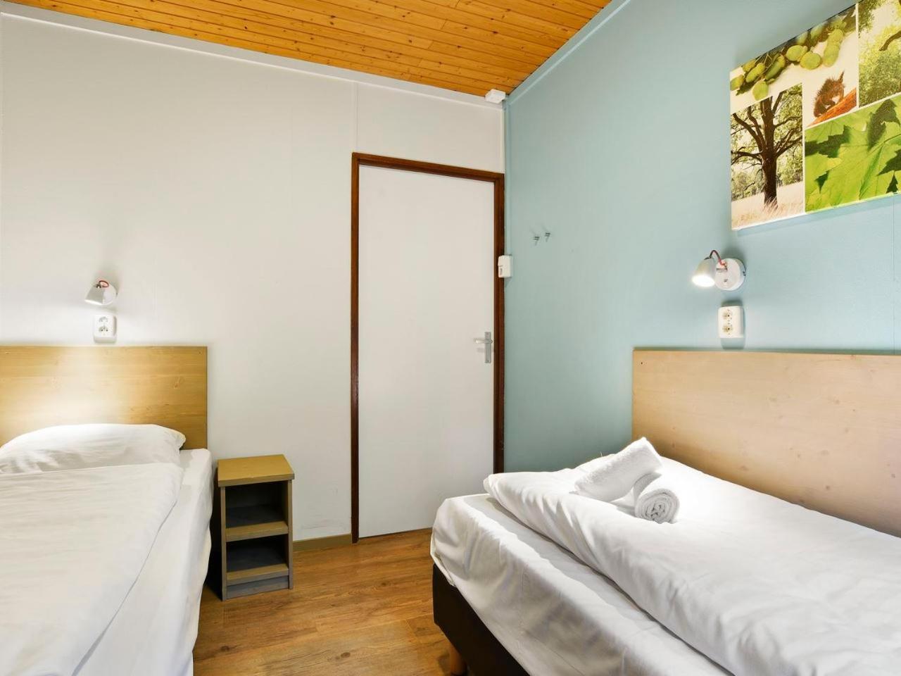 Comfort 6-Person Dog Bungalow In The Holiday Park Landal Heideheuvel Beekbergen Kültér fotó
